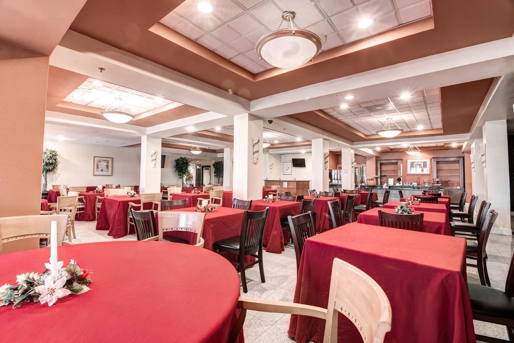 Ramada Plaza By Wyndham Atlanta Airport Hotel College Park Екстериор снимка