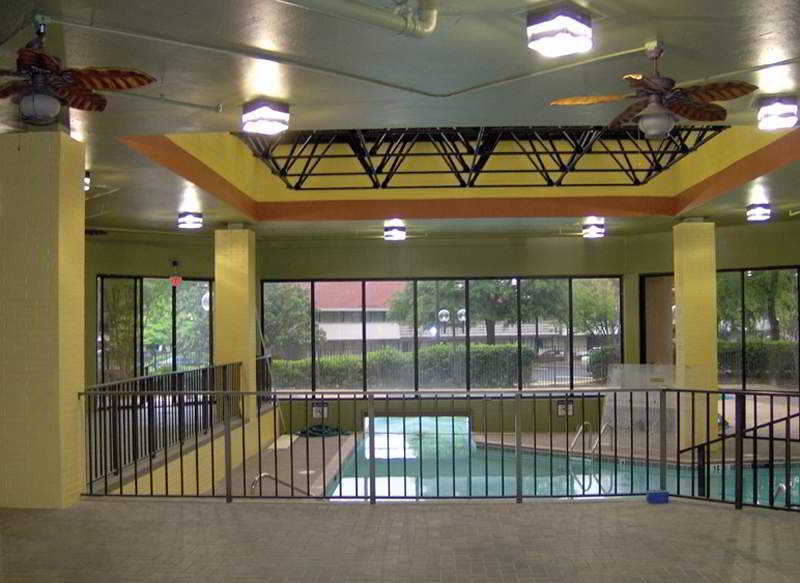 Ramada Plaza By Wyndham Atlanta Airport Hotel College Park Екстериор снимка