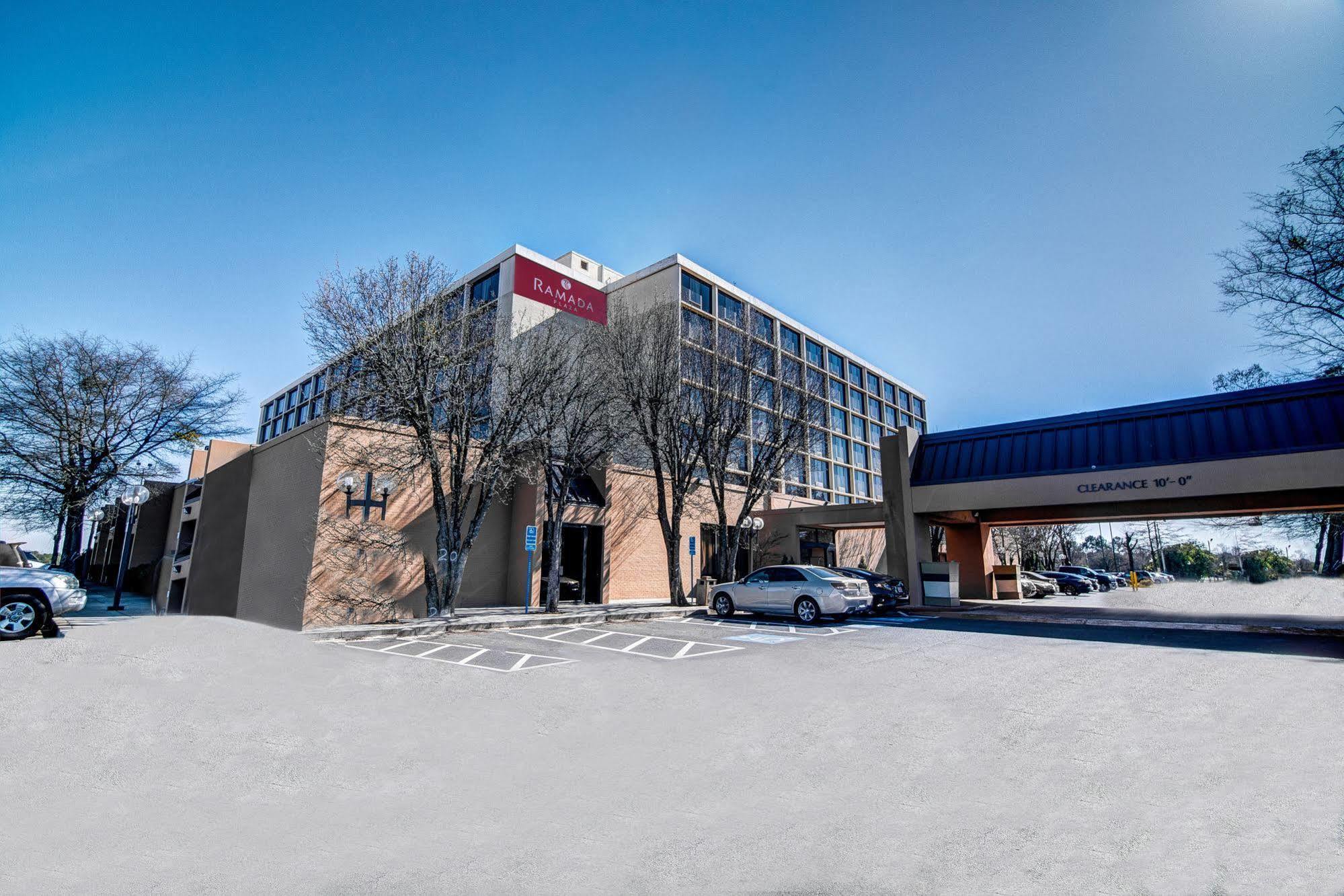 Ramada Plaza By Wyndham Atlanta Airport Hotel College Park Екстериор снимка